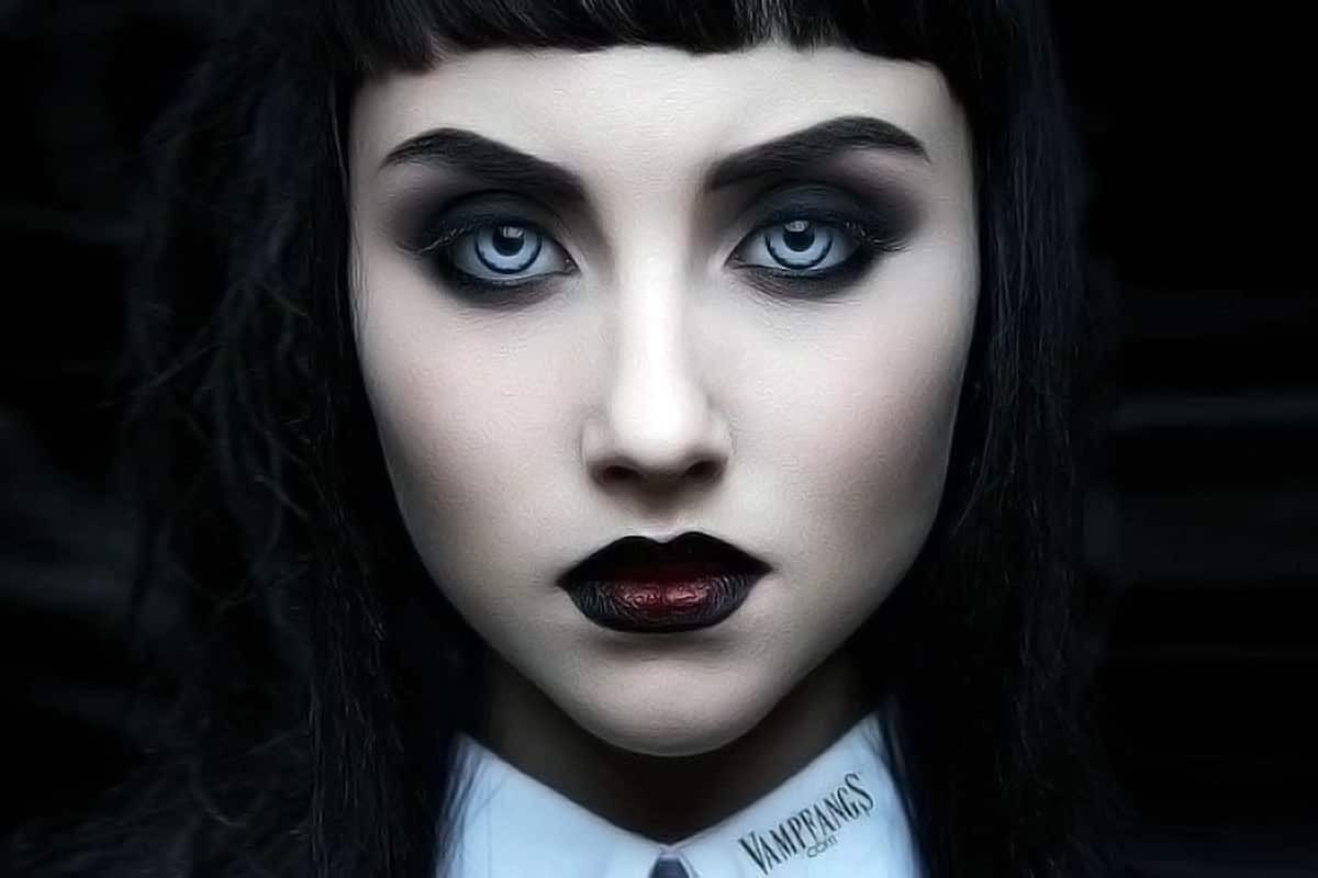 Vampfangs, a leading online retailer of customfit vampire fangs