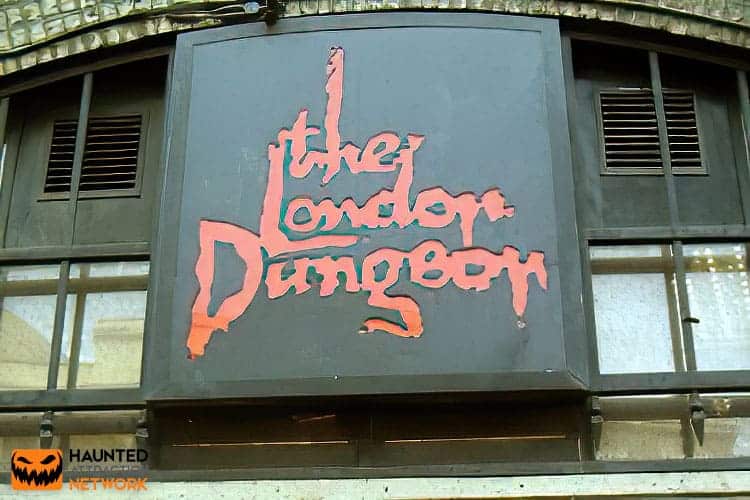 Kate Visits the London Dungeon and Mikey Talks About a New Haunters Documentary