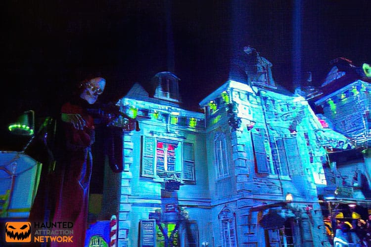 Shopping for Your Haunted Attraction Year Round