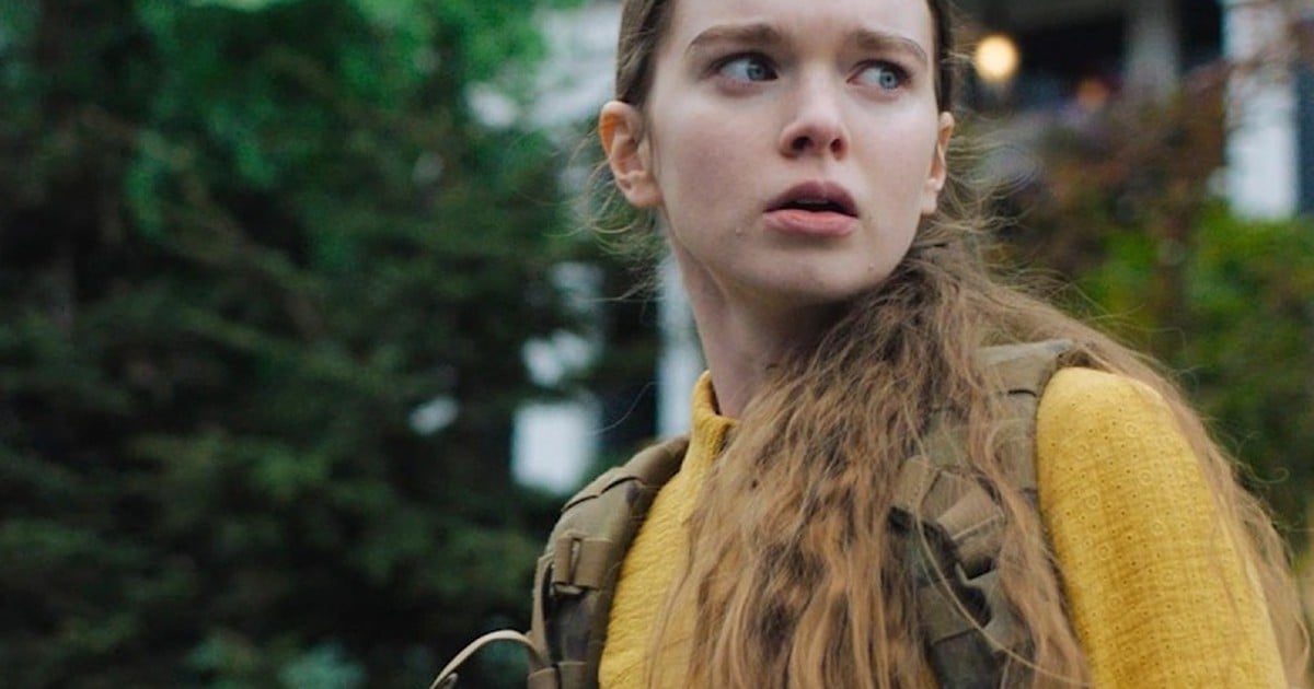 Summer H. Howell as Carrie White in Mike Flanagan's Carrie