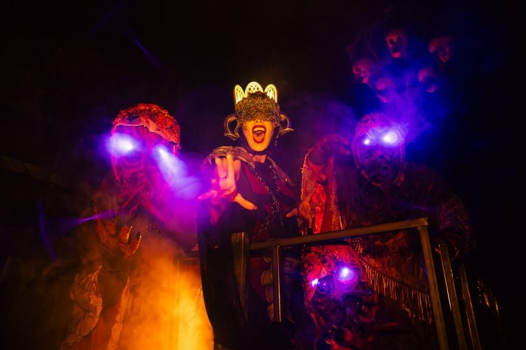 Interactive glow stick mechanic used in Dark Hour’s Love Is Blind haunted attraction