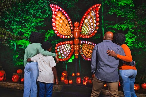 A family at Dollywood's Harvest Festival