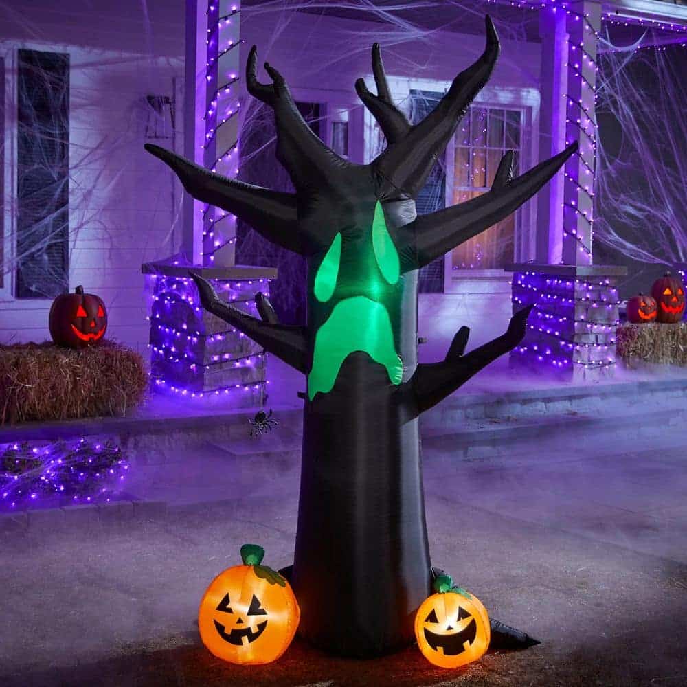 Gemmy 7-foot Haunted Tree Halloween inflatable at Home Depot