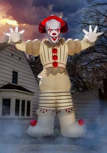 HalloweenCostumes 25-foot Pennywise colossal inflatable