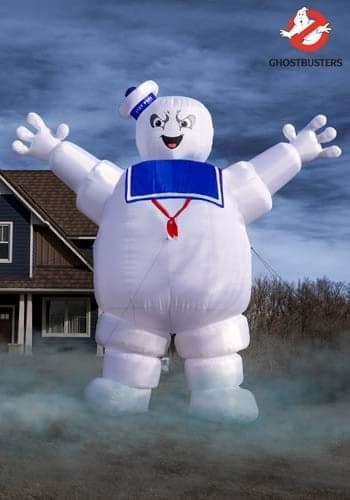 HalloweenCostumes 33-foot Stay Puft Marshmallow Man inflatable