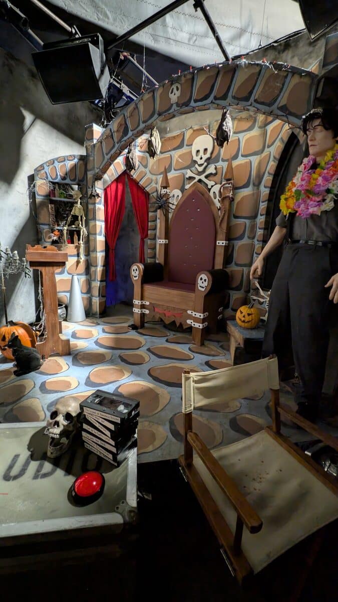 H.R. Bloodengutz TV studio stage set at Halloween Horror Nights 35