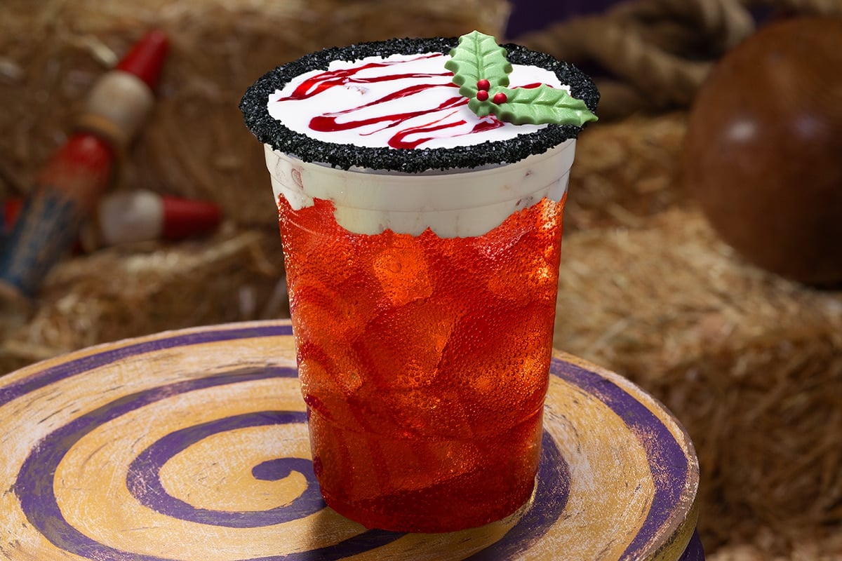 Mistletoe Massacre at Halloween Horror Nights Hollywood