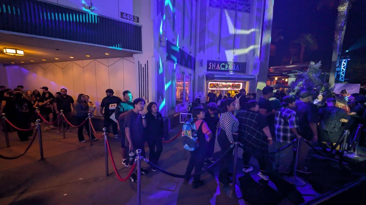 Guests waiting in the queue for Fortnitemares food at Tower Snacks