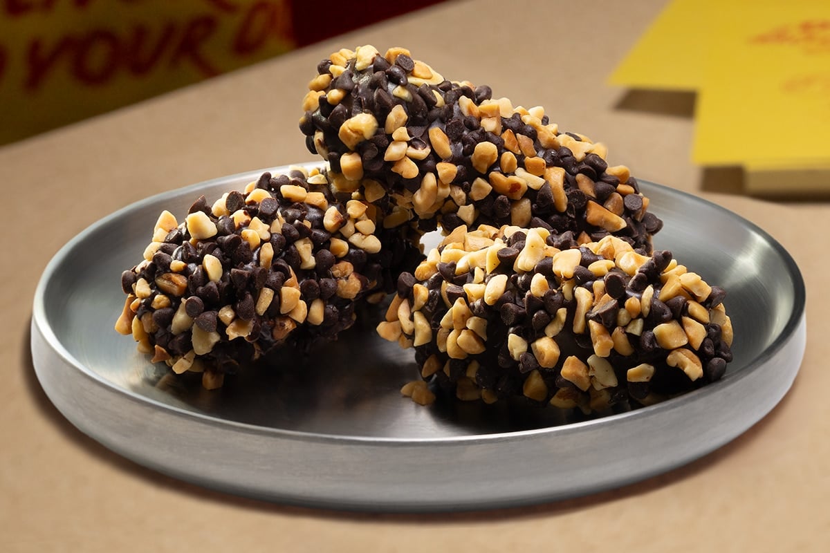 Steve's Smuggled Peanut Butter Bites at Halloween Horror Nights Hollywood