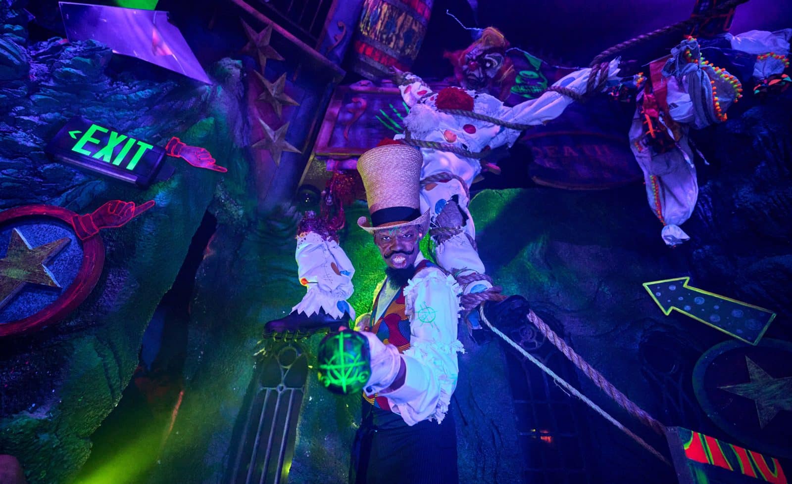 The Jack and Oddfellow: Chaos and Control house at Halloween Horror Nights 35