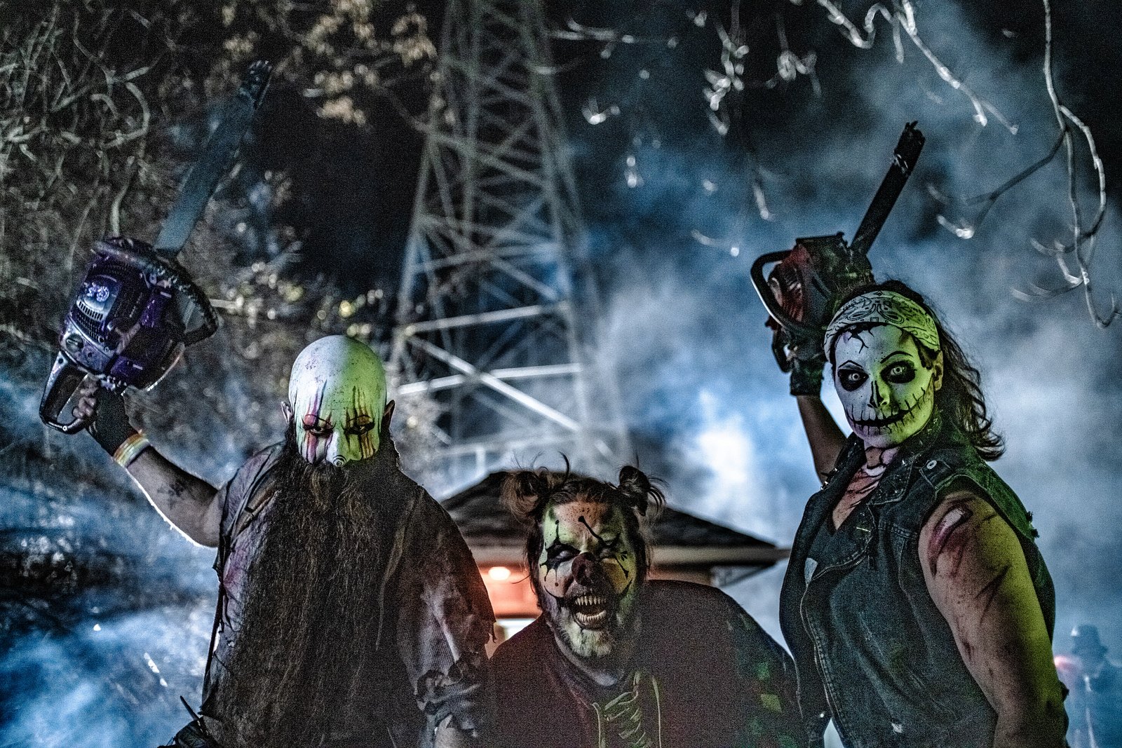 Scare zone monsters at Kennywood Phantom Fall Fest