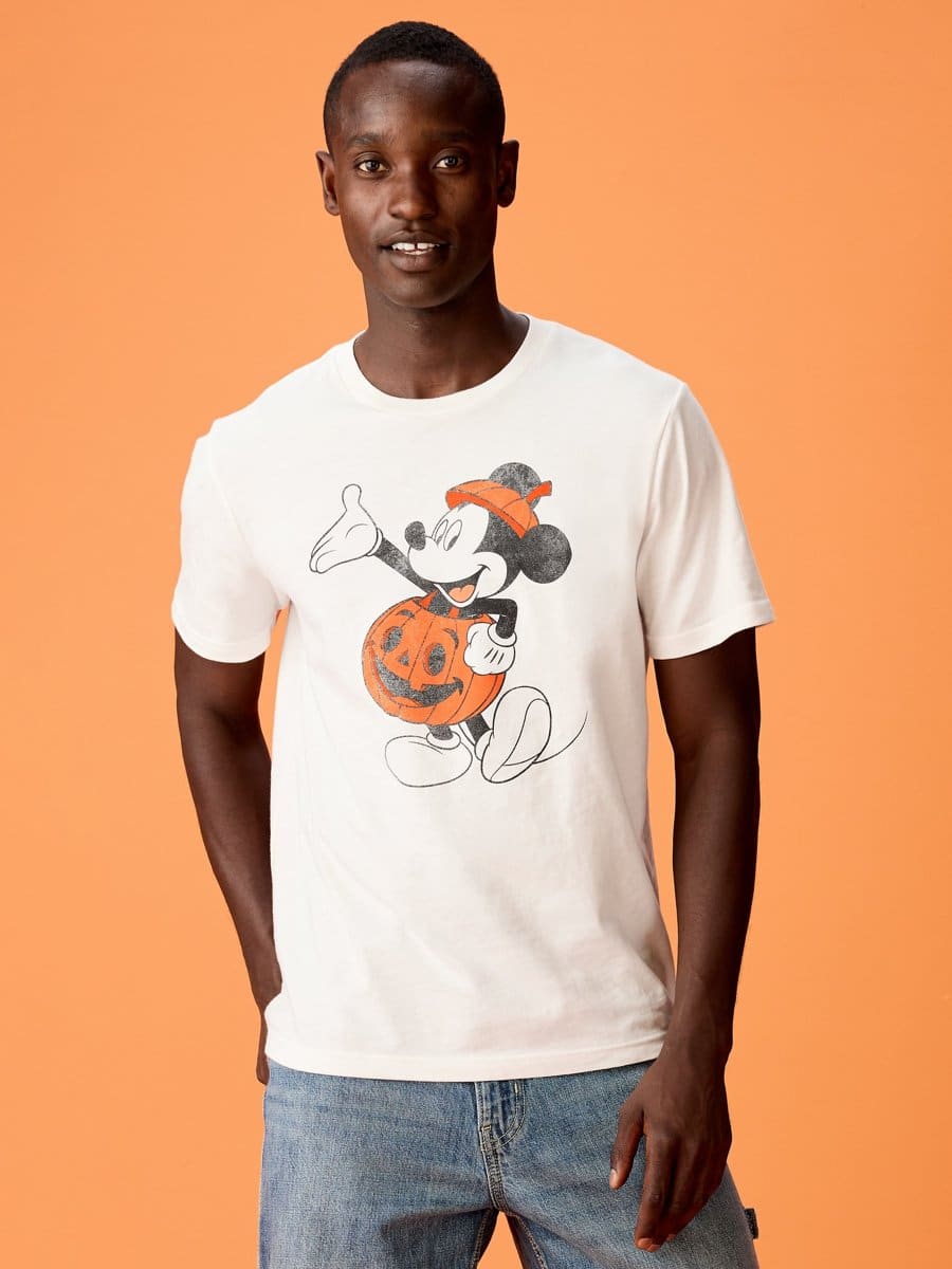 Old Navy x Disney graphic T-shirt for adults in Pumpkin