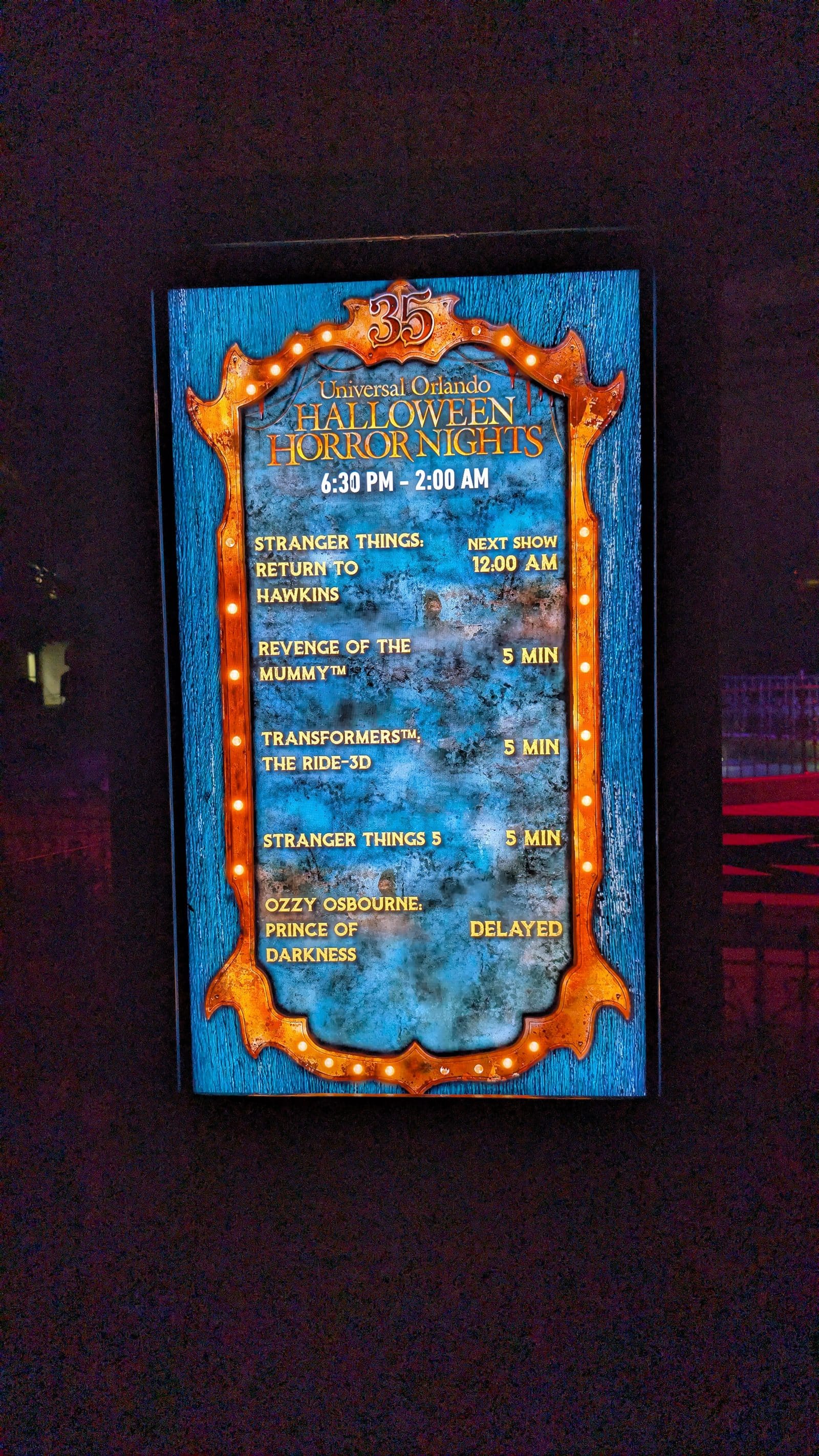 Five-minute posted wait times during Premium Scream Night at Halloween Horror Nights 35